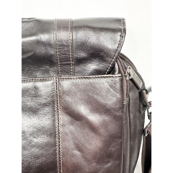 Kenneth Cole Reaction Flap-Over Brown Leather Business Messenger Laptop Bag - Picture 14 of 16